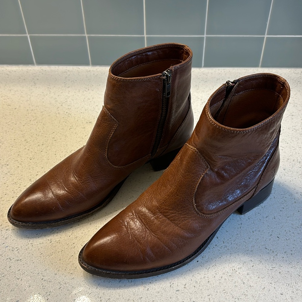 Frye brown leather bootie